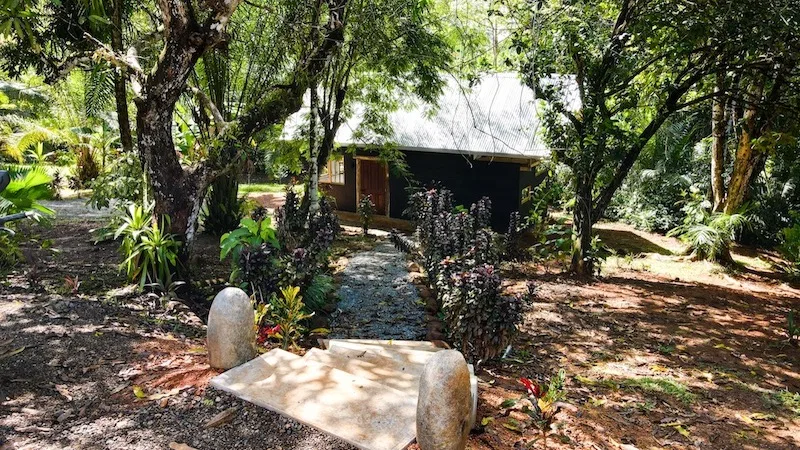 House and Guest House with Creek Access – 3.8 Acres, photo 23