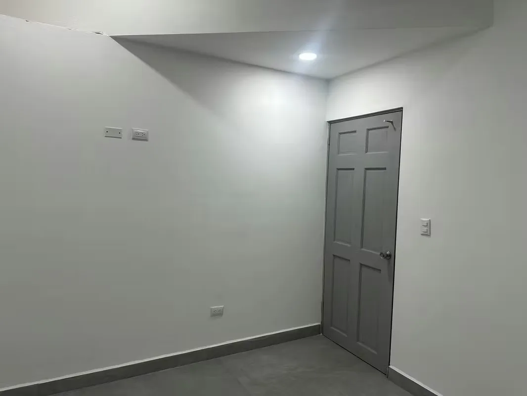 Apartamento en 3er Piso nuevo alquiler incluye consumo de Agua y Electricidad. Zona Segura Seguridad 24 horas., photo 12