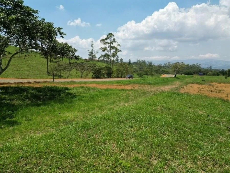HERMOSO LOTE(1.36ACRES) EN EL CORAZÓN DE RISE,SANTA ELENA,PZ - Venta en Perez Zeledón, photo 7