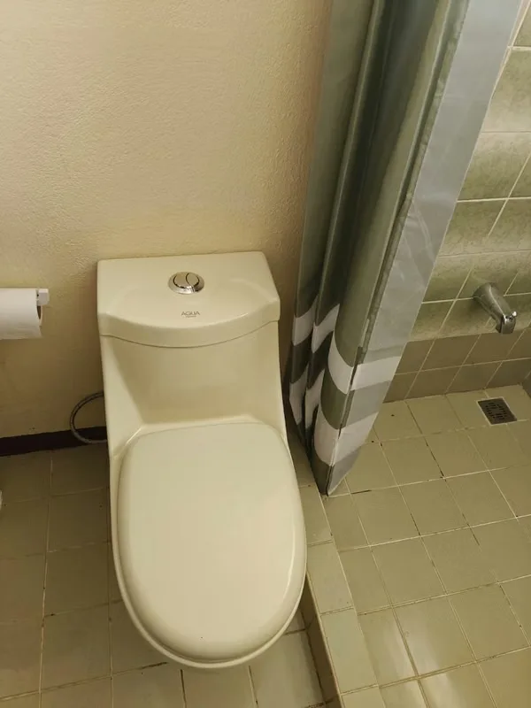 Se vende apartamento en Condominio El Solar. Está ubicado en 4to piso. El apartamento consta de 2 dormitorios, un baño, sala- cocina, cuarto de pilas. No tiene parqueo, ni ascensor., photo 14