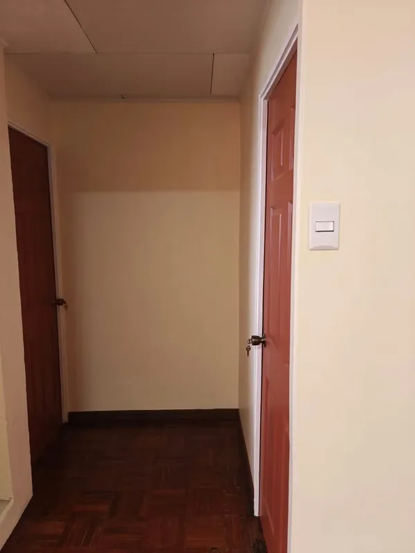 Se vende apartamento en Condominio El Solar. Está ubicado en 4to piso. El apartamento consta de 2 dormitorios, un baño, sala- cocina, cuarto de pilas. No tiene parqueo, ni ascensor., photo 9