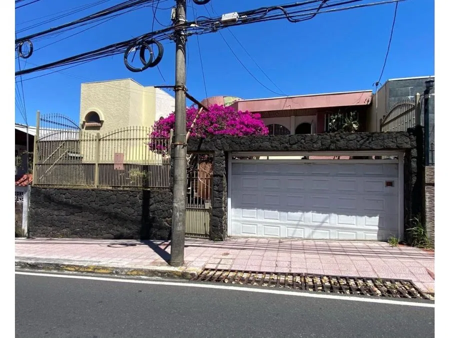 VENTA DE CASA EN SAN VICENTE DE MORAVIA