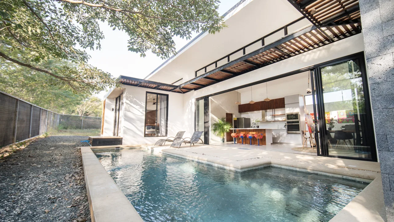 SE VENDE Residencia Tropical Moderna – Matapalo, Guanacaste