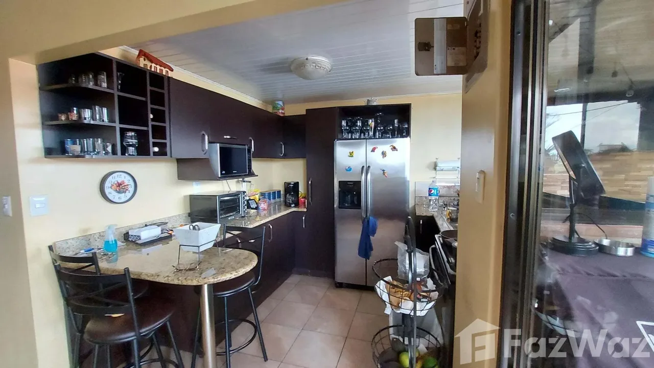 5 Bedroom House for Sale at Goicochea for $128,000, photo 10