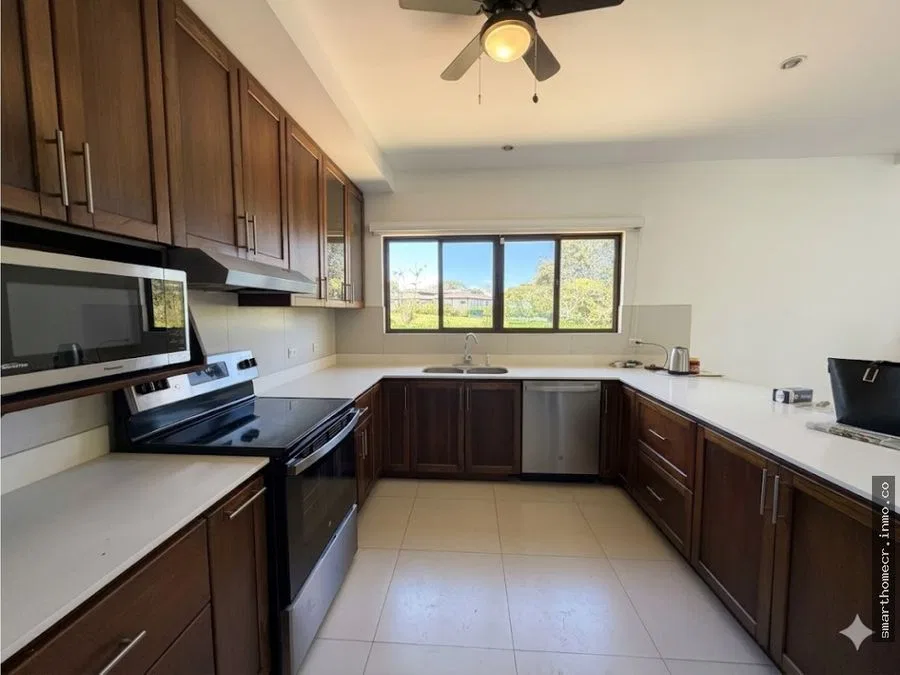 ALQUILER DE CASA EN HACIENDA LOS REYES, GUÁCIMA