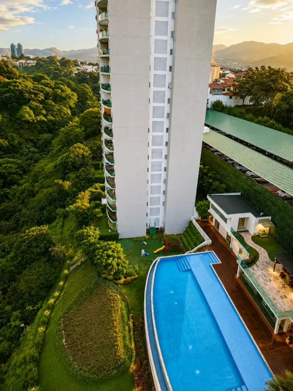PENTHOUSE FOR SALE OR RENT