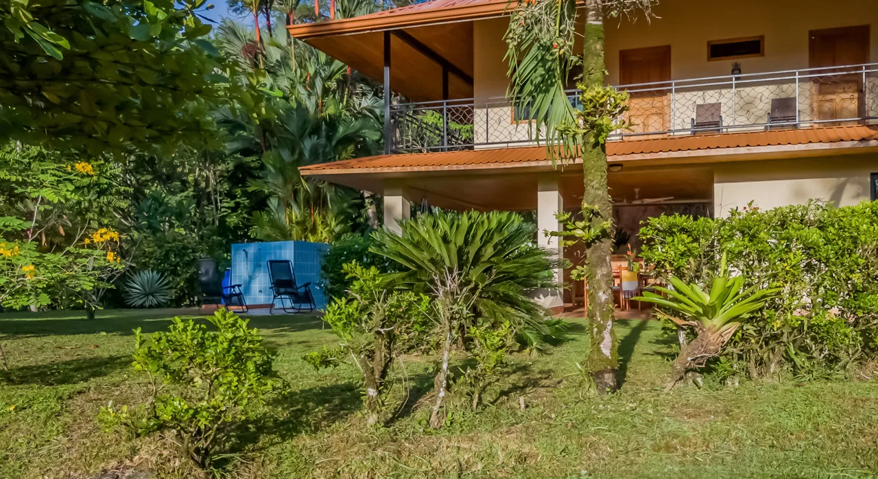 TWO FLOOR PROPERTY WITH LANDSCAPING VIEWS, IN TORTUGA ABAJO – 0.7 ACRES, photo 6