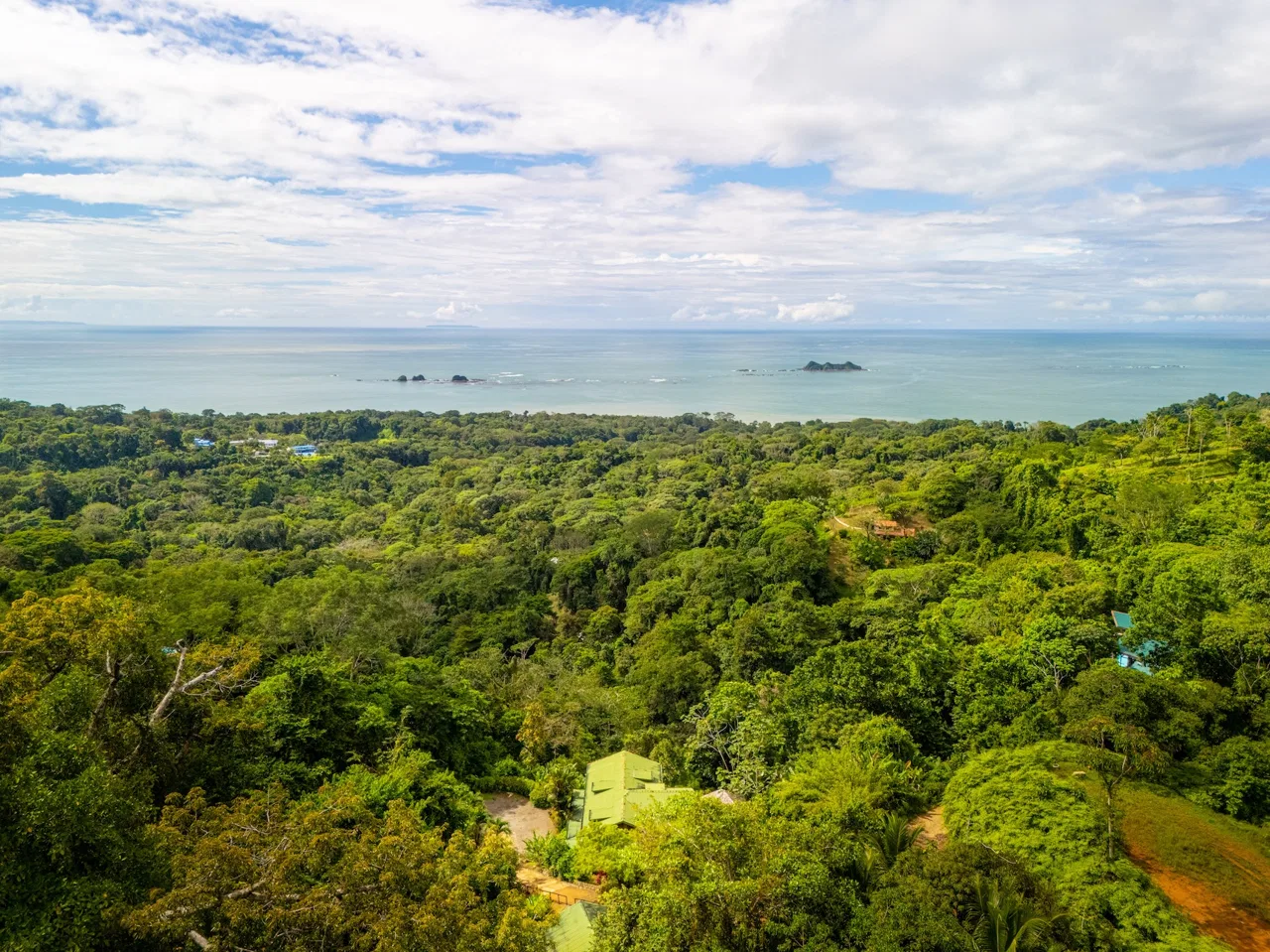 VILLA KRISTINA MOUNTAIN PROPERTY WITH OCEAN VIEWS AND A GUEST HOUSE, IN BALLENA – 3.8 ACRES, photo 3
