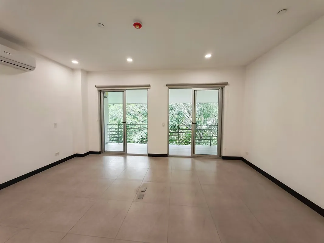 ALQUILER DE APARTAMENTO TIPO ESTUDIO CON LÍNEA BLANCA, URBAN FLATS, SANTA ANA, photo 4