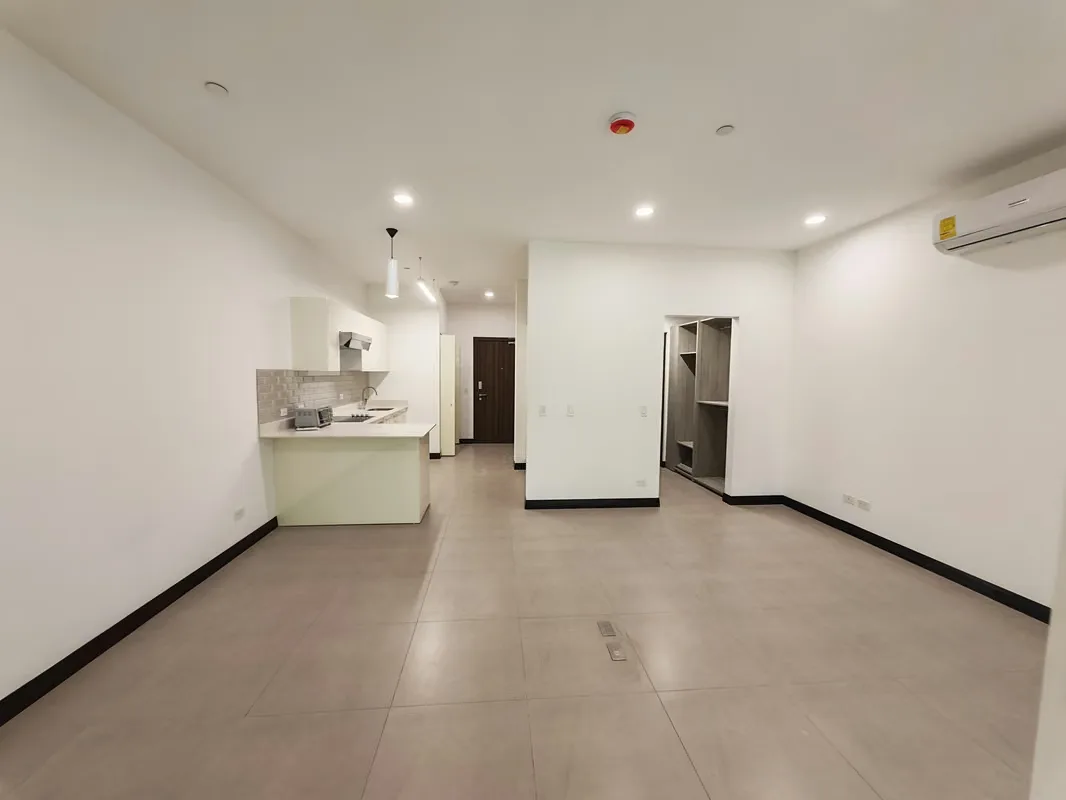 ALQUILER DE APARTAMENTO TIPO ESTUDIO CON LÍNEA BLANCA, URBAN FLATS, SANTA ANA, photo 5