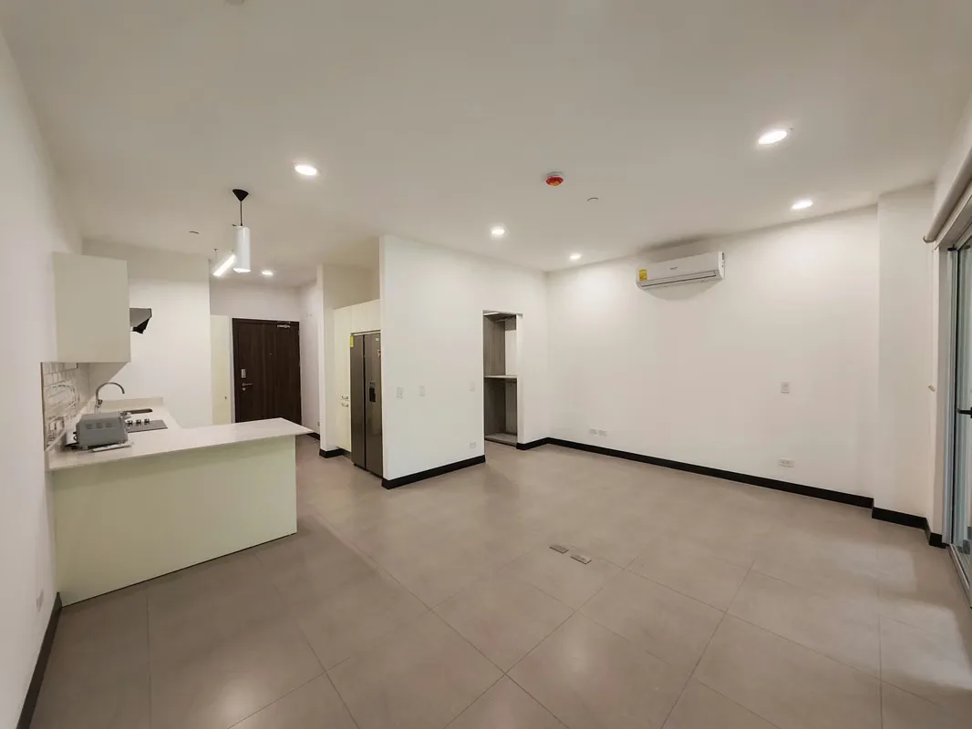 ALQUILER DE APARTAMENTO TIPO ESTUDIO CON LÍNEA BLANCA, URBAN FLATS, SANTA ANA, photo 6