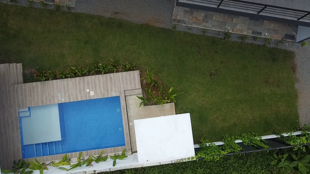 NEW FOUR – PLEX INVESTMENT IN UVITA, photo 13