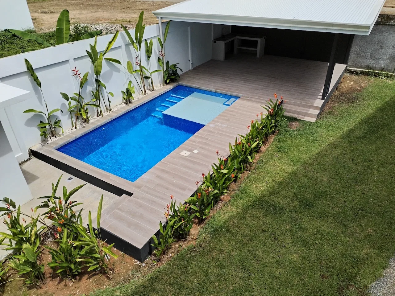 NEW FOUR – PLEX INVESTMENT IN UVITA, photo 21