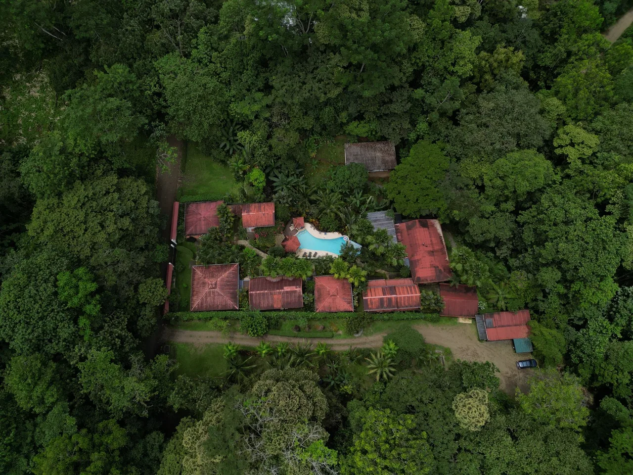 BOUTIQUE RIVERSIDE HOTEL WITH 6 GUEST VILLAS, IN OJOCHAL – 2.86 ACRES, photo 3