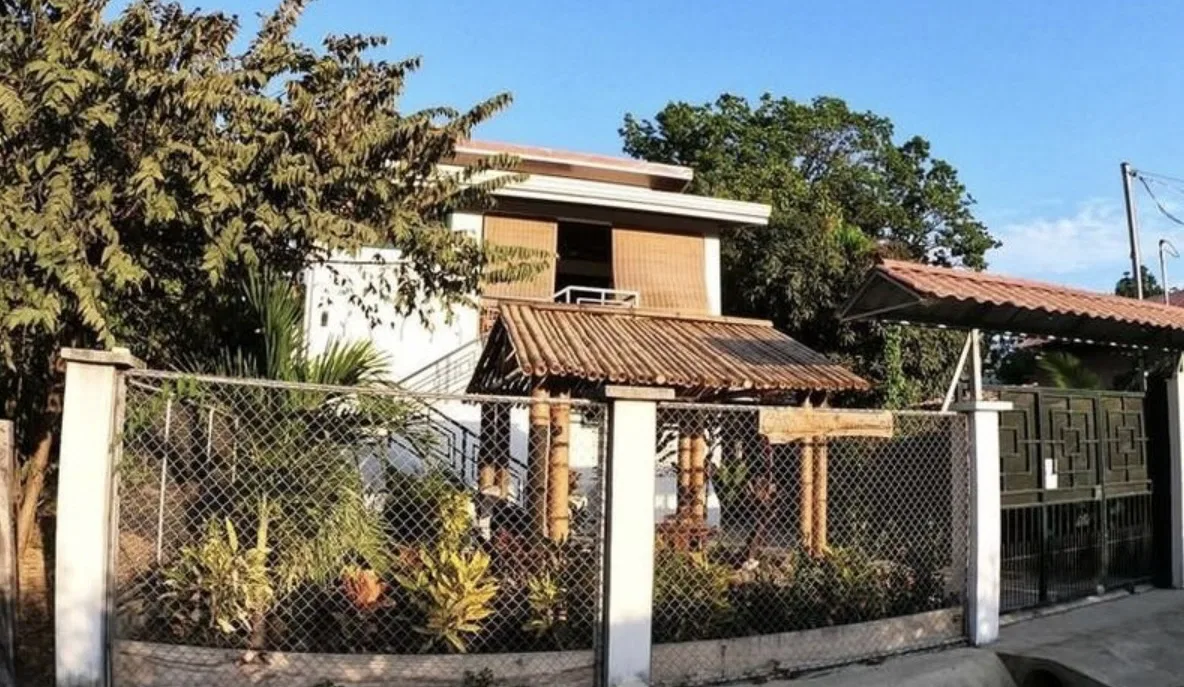 CASA NELLI APARTAMENTOS, new multi-family walking distance to the beach