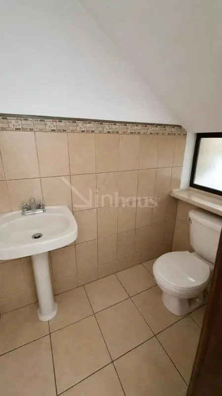 Residencia situada en un condominio con seguridad las 24 horas, que garantiza tranquilidad y control de acceso. El complejo dispone de cancha de baloncesto, mantenimiento constante de ..., photo 9