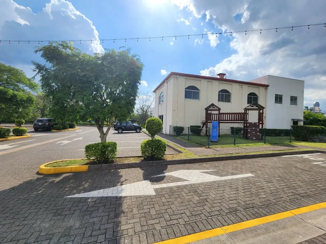 Venta de local en Plaza del Río, sobre la Radial de Ciudad Colón, Brasil de Santa Ana., photo 5
