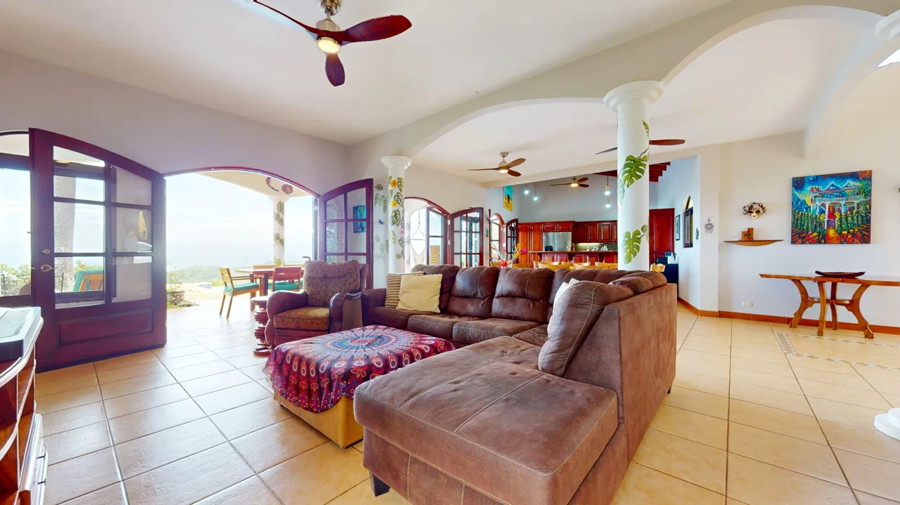 ELEGANT RESIDENCE WITH OCEAN AND SUNSET VIEWS IN THE EXCLUSIVE PHASE 5 OF OJOCHAL – 1.67 ACRES, photo 7