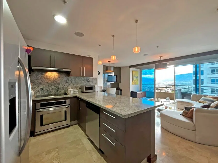 VENTA DE APTO AMUEBLADO 1 HABITACIÓN, TORRES PASEO COLÓN, SAN JOSÉ