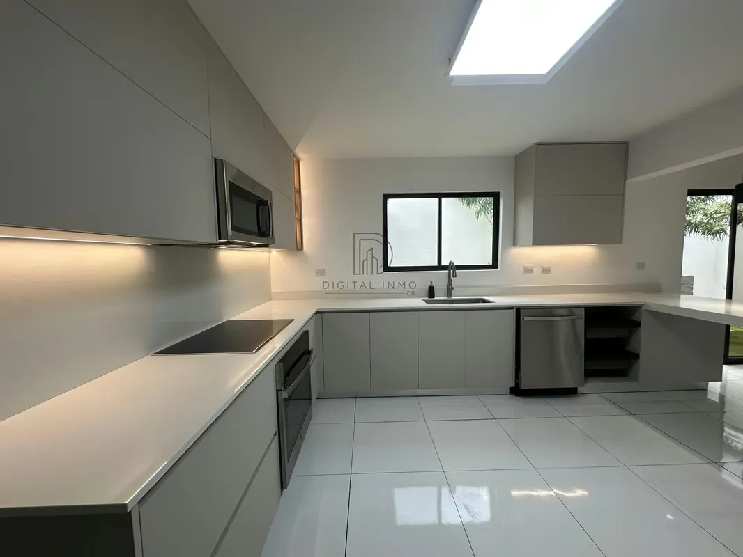 Remodeled 4-Bedroom Home for Sale in Balcones de la Ribera, Belén | Large Lot | $365,000, photo 5