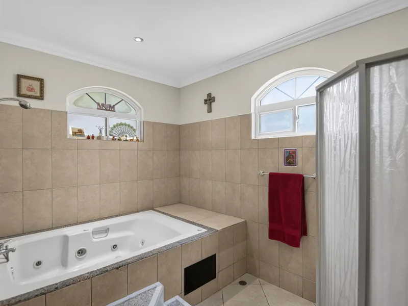 3 Bed Condo For Sale in Herradura, photo 14