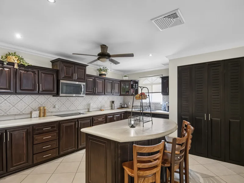 3 Bed Condo For Sale in Herradura, photo 7
