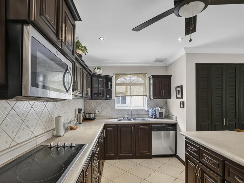 3 Bed Condo For Sale in Herradura, photo 8