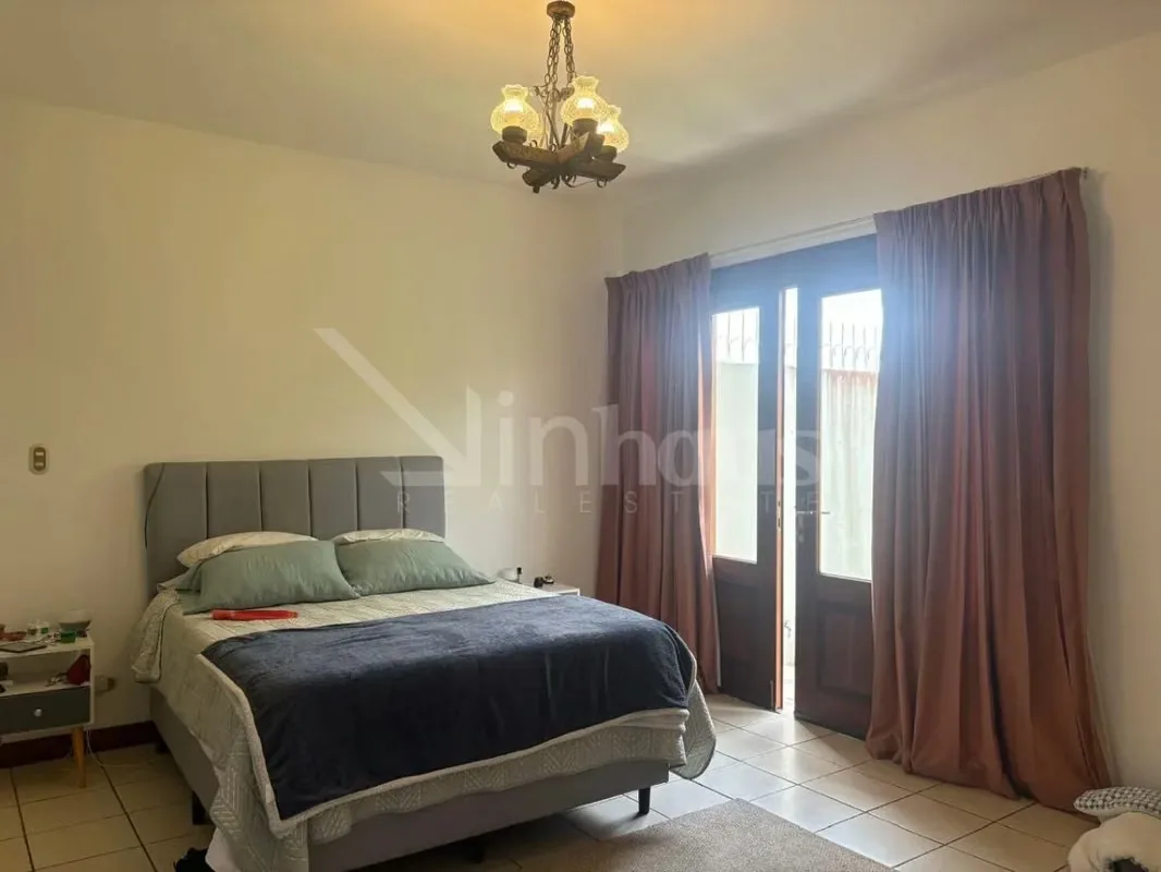 Amplia y elegante residencia situada en un entorno residencial seguro y tranquilo, diseñada para quienes priorizan el confort, la privacidad y una alta calidad de vida. El vestíbulo ..., photo 14
