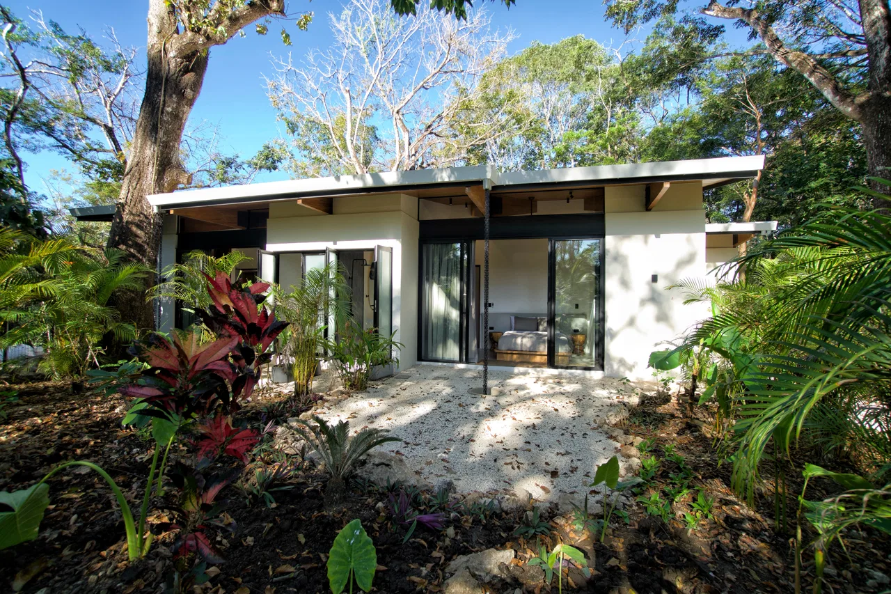 Paradise Jungle Villa in Santa Teresa Beach