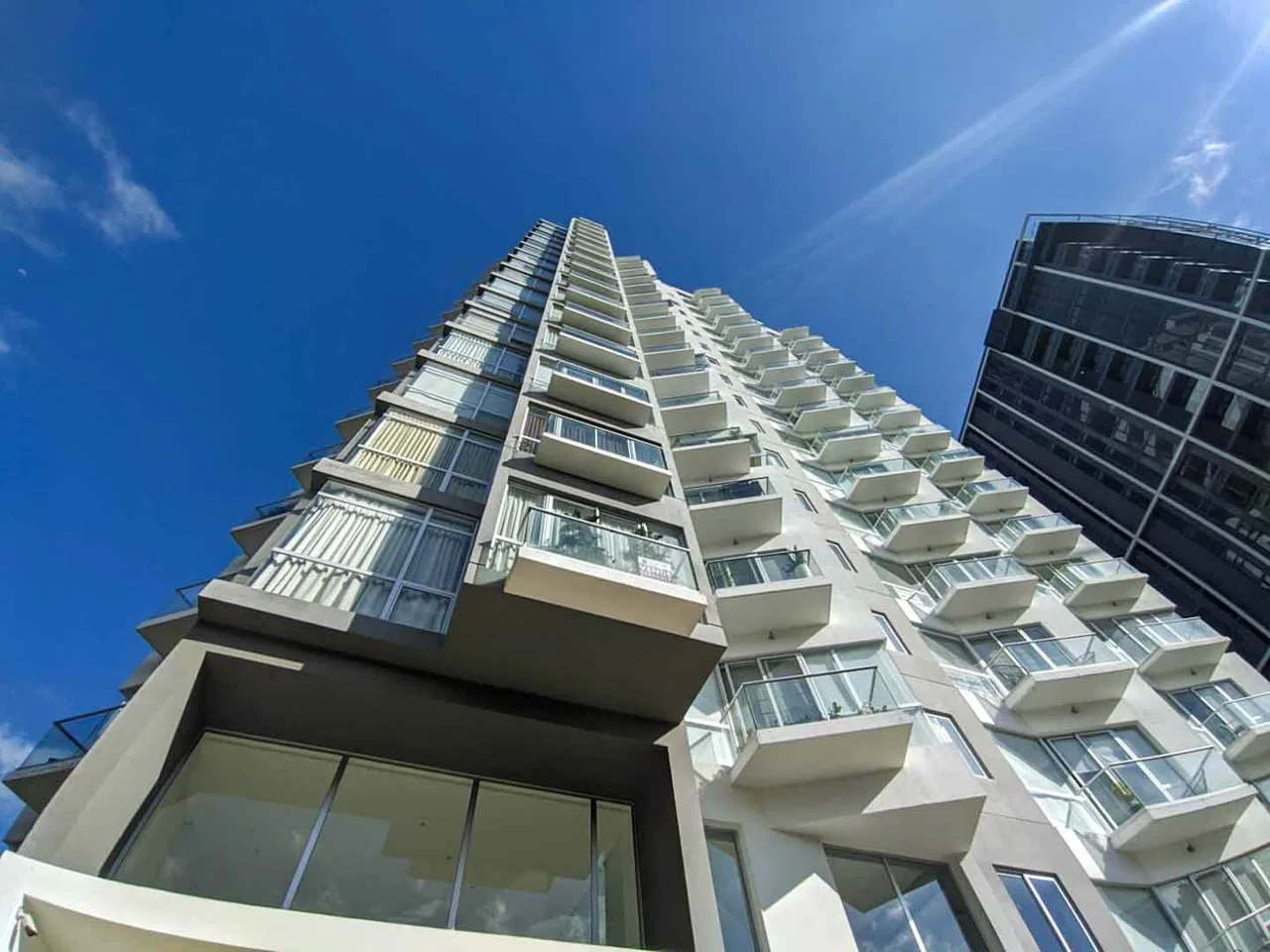 Este apartamento en venta en la Torre Vistas de Nunciatura, una de las más cotizadas de la zona, es ideal para quienes quieren vivir y trabajar con comodidad en una ..., photo 12