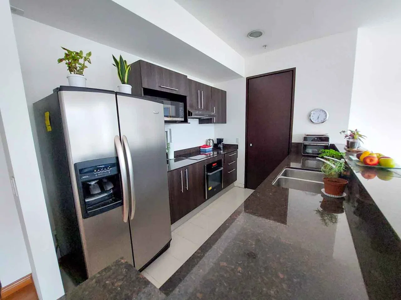 Este apartamento en venta en la Torre Vistas de Nunciatura, una de las más cotizadas de la zona, es ideal para quienes quieren vivir y trabajar con comodidad en una ..., photo 3