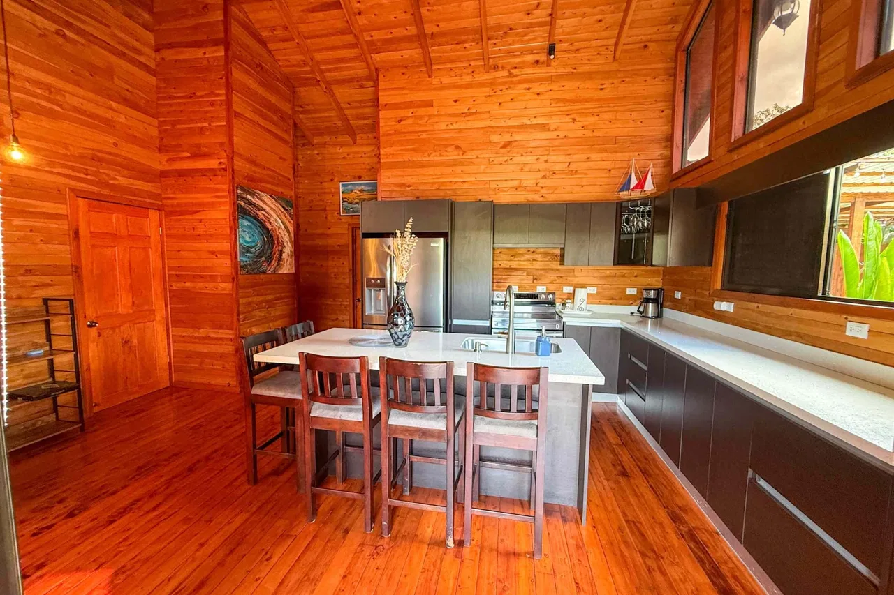 PROPERTY WITH A GUEST HOUSE IN THE MIDDLE OF BAHIA BALLENA – 0.12 ACRES, photo 5