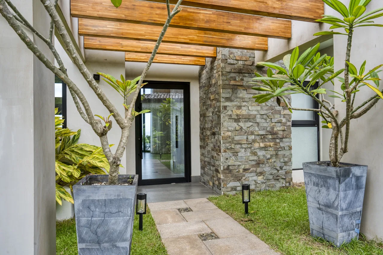 LUXURY RESIDENCE WITH INFINITY POOL AND OCEAN VIEW, IN DOMINICALITO, photo 3