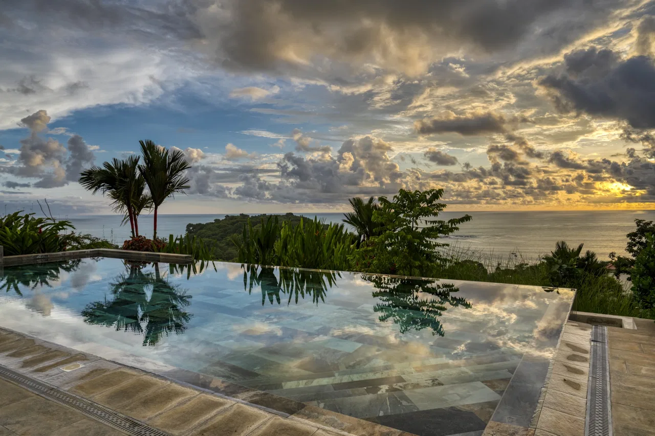 LUXURY RESIDENCE WITH INFINITY POOL AND OCEAN VIEW, IN DOMINICALITO, photo 22