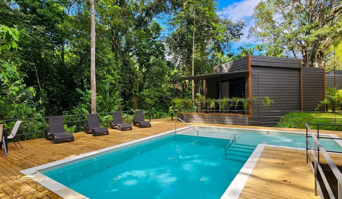 BRAND-NEW SMALL BOUTIQUE HOTEL FOR SALE IN THE HEART OF OJOCHAL, COSTA RICA – 0.6 ACRES, photo 2