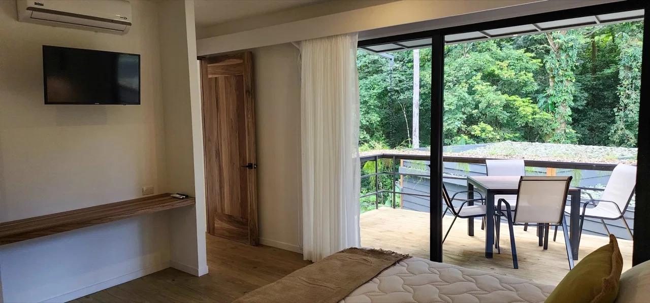 BRAND-NEW SMALL BOUTIQUE HOTEL FOR SALE IN THE HEART OF OJOCHAL, COSTA RICA – 0.6 ACRES, photo 15