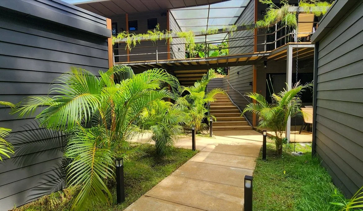 BRAND-NEW SMALL BOUTIQUE HOTEL FOR SALE IN THE HEART OF OJOCHAL, COSTA RICA – 0.6 ACRES, photo 6