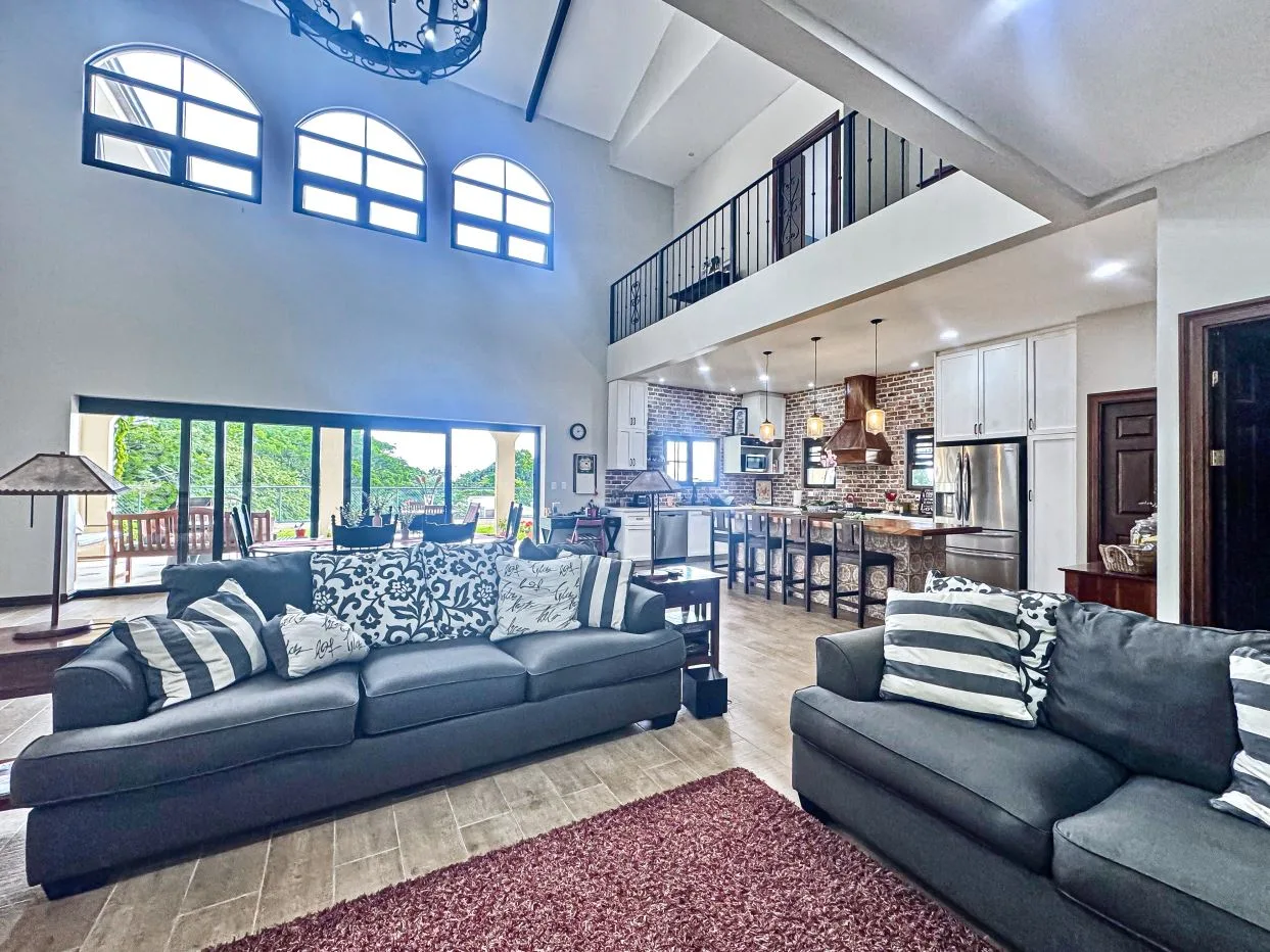 Casa Eucalyptus home for sale in Santa Ana Costa Rica, photo 5