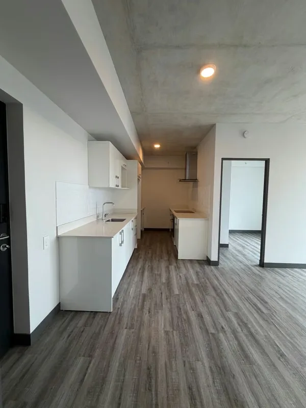 Con 50 m² de construcción, esta propiedad ofrece una experiencia de vida contemporánea con abundante luz natural y agradables vistas panorámicas de la ciudad., photo 2