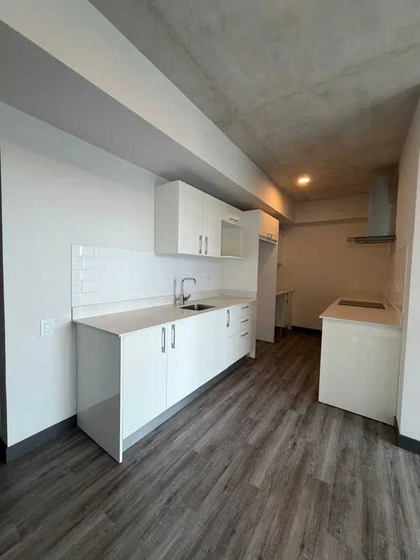Con 50 m² de construcción, esta propiedad ofrece una experiencia de vida contemporánea con abundante luz natural y agradables vistas panorámicas de la ciudad., photo 11
