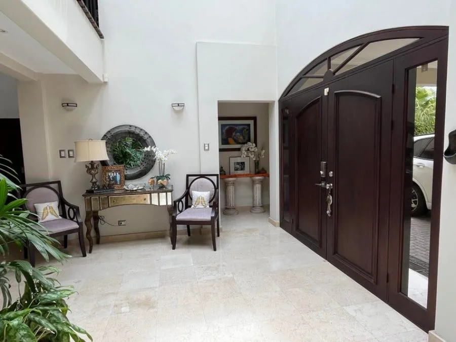 VENTA DE ESPECTACULAR CASA EN CONDOMINIO  EN SANTA ANA PBR - Venta en Santa Ana, photo 7