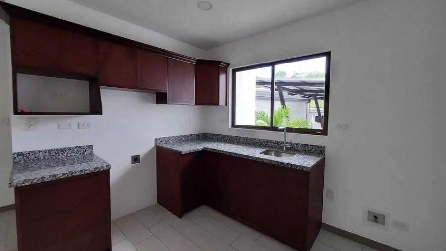 Propiedad para inversión con tres apartamentos a estrenar en San Rafael, Montes de Oca RAH 231036 - Venta en Montes de Oca, photo 10