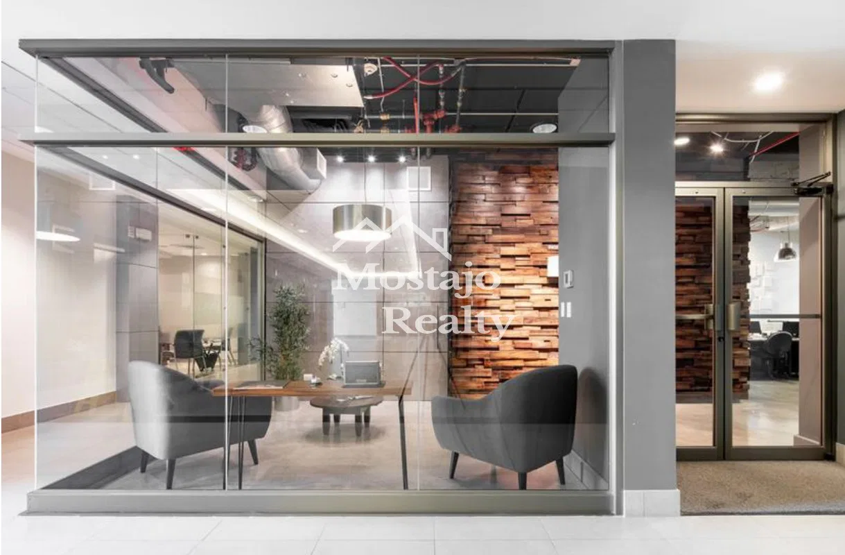ALQUILER OFICINAS CENTRO CORPORATIVO EL TOBOGÁN, PISO 10