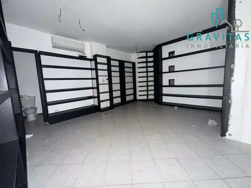 Office for rent in Escazú | 30 m² | Includes parking and security | F 703