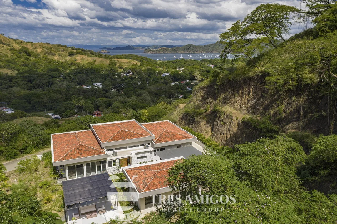 CASA AQUAVISTA Coco Bay Estates Lot 24