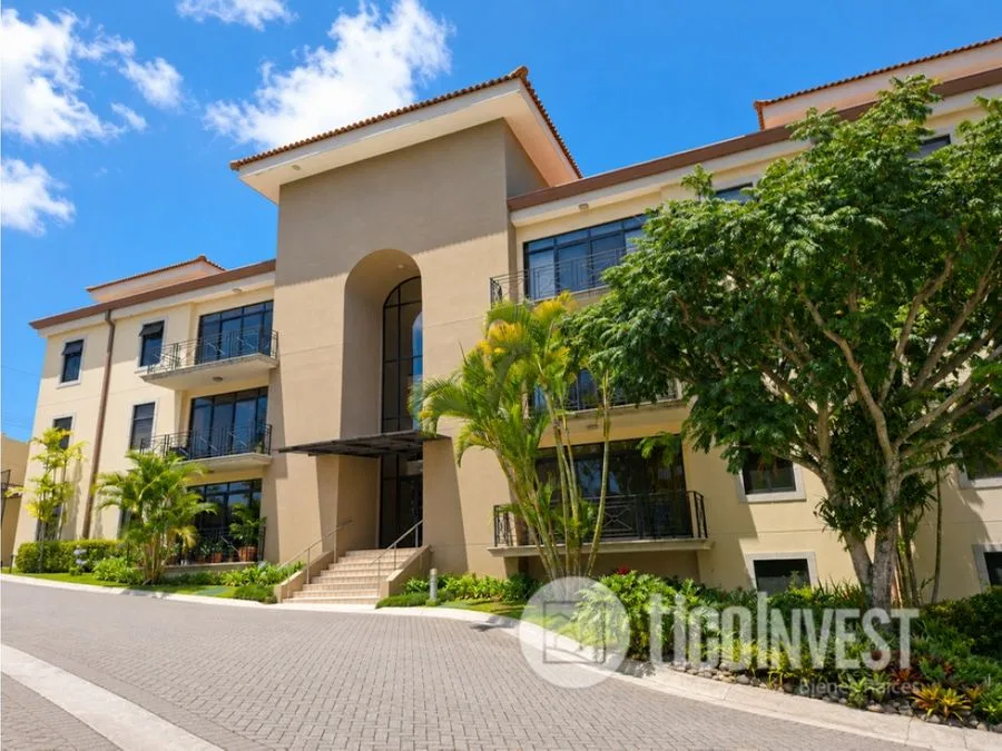 Condominio amueblado en venta Ayarco **2324