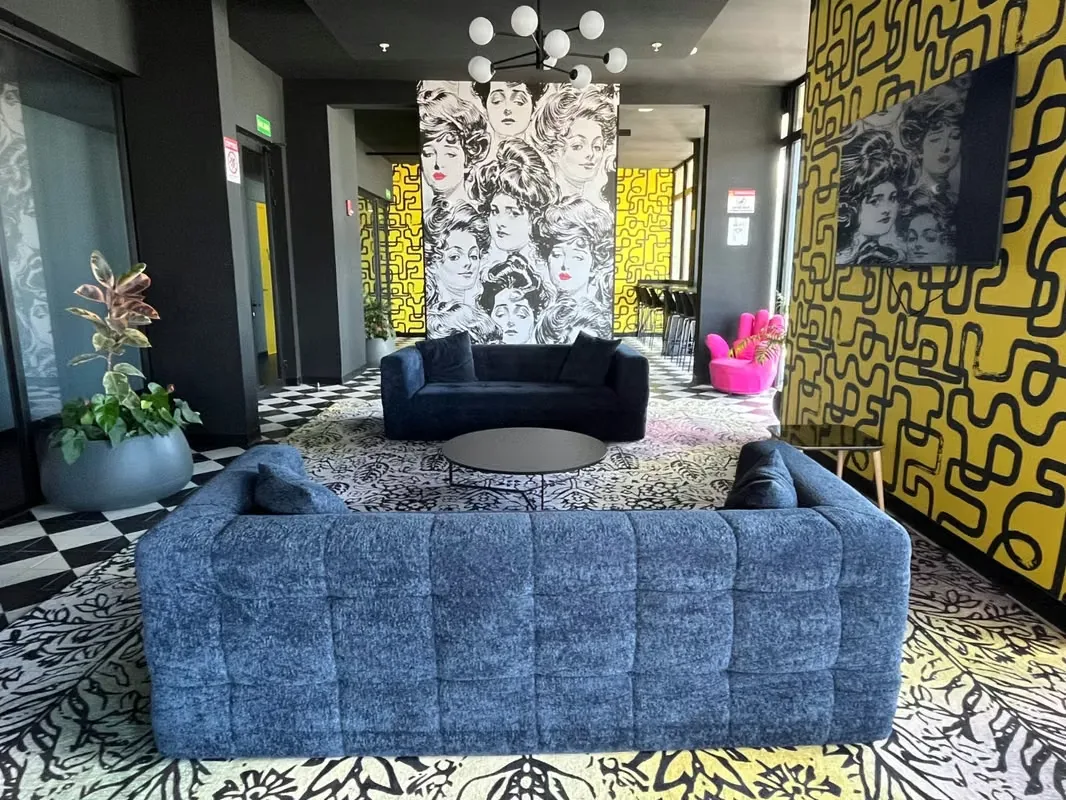 Este moderno apartamento, ubicado en el piso 23 de una nueva torre en Rohrmoser, ofrece vistas espectaculares y una ubicación privilegiada. El inmueble, ideal para una o dos personas, ..., photo 15