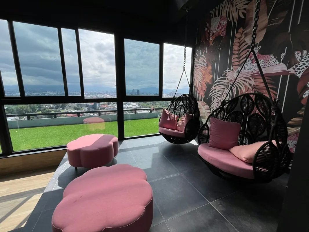 Este moderno apartamento, ubicado en el piso 23 de una nueva torre en Rohrmoser, ofrece vistas espectaculares y una ubicación privilegiada. El inmueble, ideal para una o dos personas, ..., photo 16
