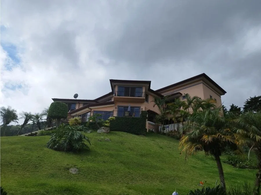 Venta de Casa San Antonio de Escazú Cod GU#1070