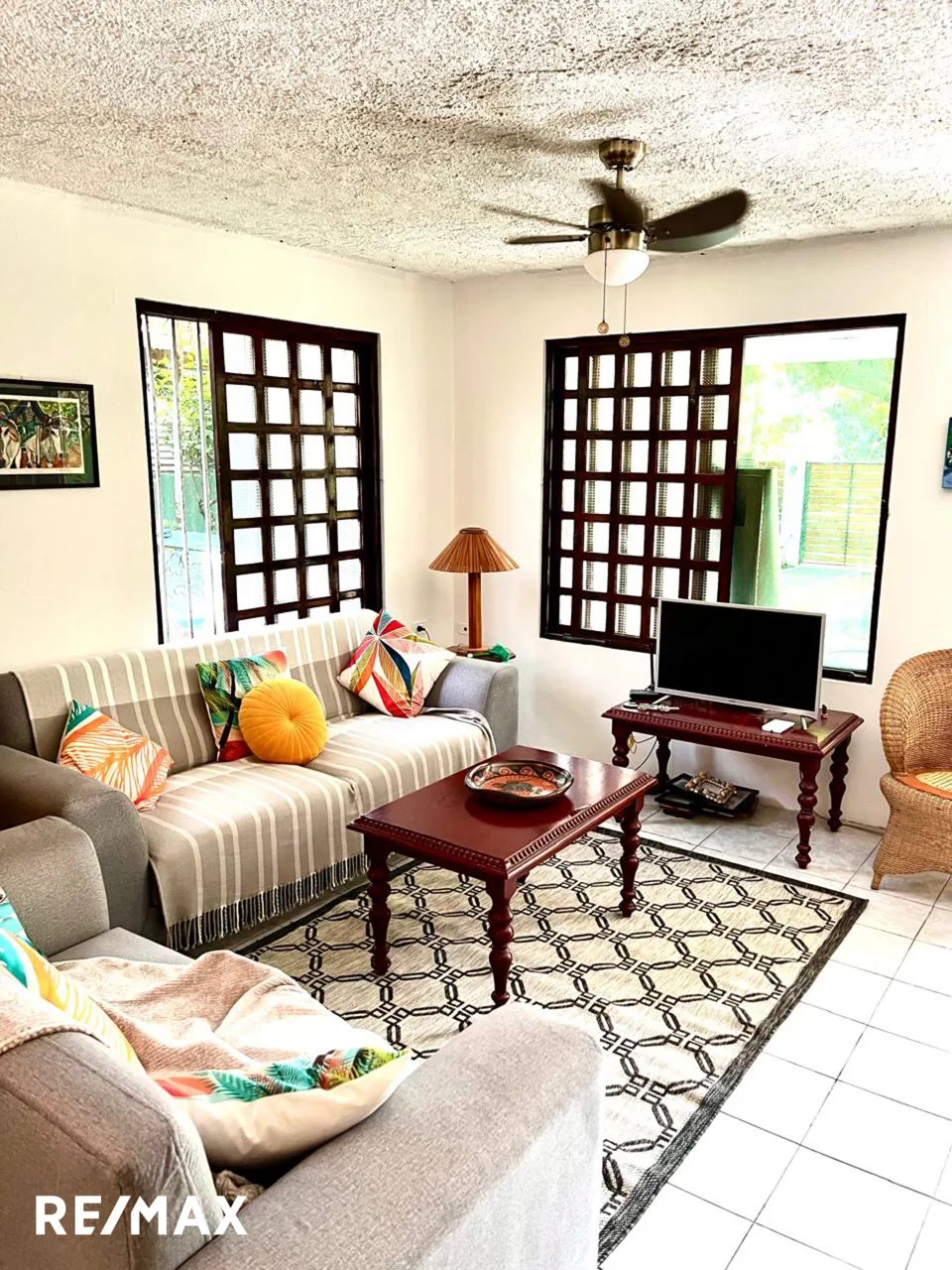 REDUCED – Boutique Vacation Rental Investment in Downtown Samara, photo 5